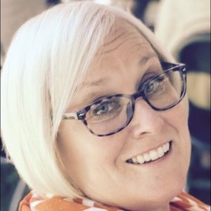 Meet your Posher, Jenny